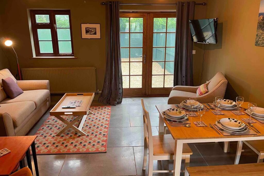 האברפורדווסט Cottage With Hot Tub In Pembrokeshire מראה חיצוני תמונה