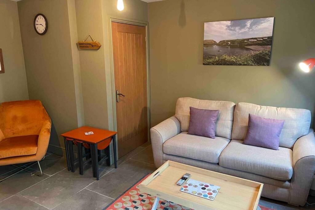 האברפורדווסט Cottage With Hot Tub In Pembrokeshire מראה חיצוני תמונה
